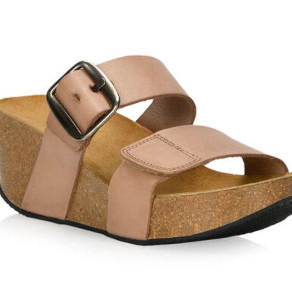 Browns Sandal Wedges-slightly used. - Picture 1 of 3